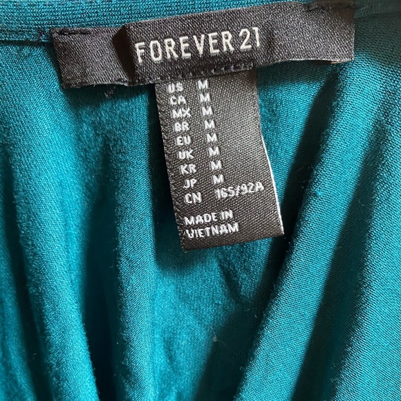 Forever 21 Medium: one piece - Picture 2 of 3